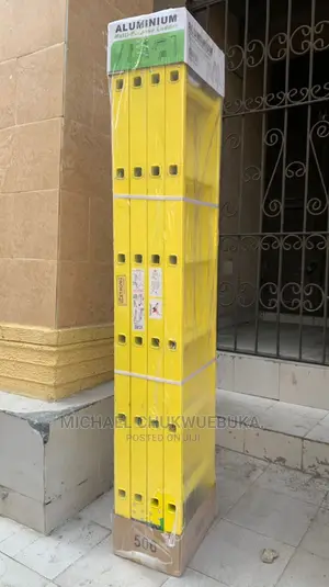4/6 High Quality Yellow Foldable Ladder