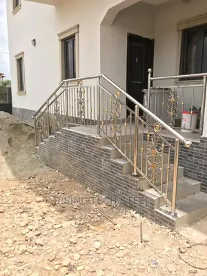 Sliver Stainless Rails