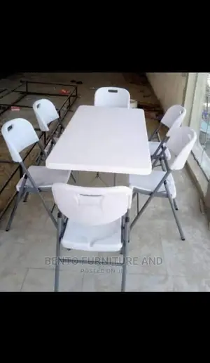 5ft Plastic Folding Round Table