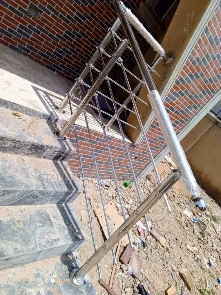 Stainless Hand Rail With