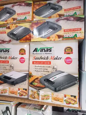 Avinas 4 Slice Sandwich Toaster/Maker. 1600watts.