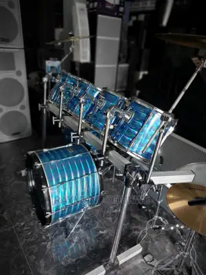 Professional Yamaha 7pcs Drum Set