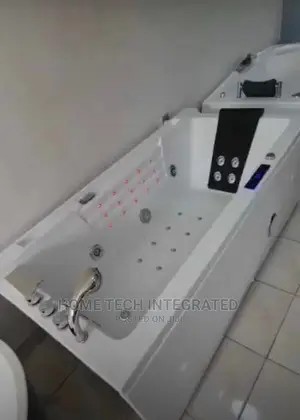 High Standard Single Jacuzzi Bath