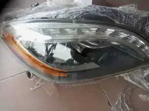 Mercedes-Benz ML350 2014 166 Headlights LED Lights Chargers