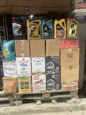 Quality Car Brake Oil, Engine Oil, Gear Oil, E.T.C