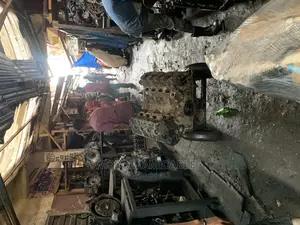 Dealer in All Kinds of Ford Engines