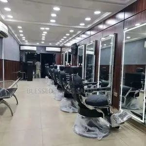 Barbing Chair