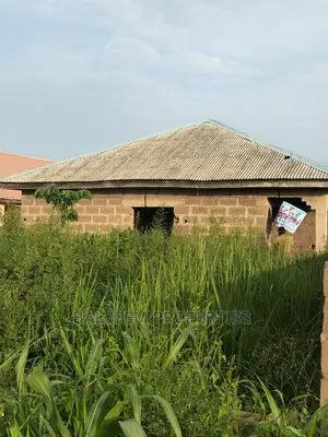 4bdrm Bungalow in Balofem Properties &, Abeokuta North for sale