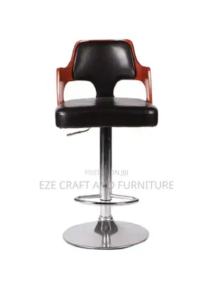 Wooden Casen Barstool