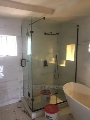 Glass Shower Cubicles