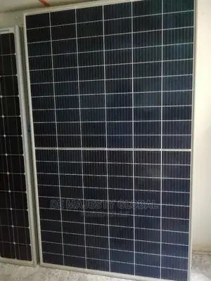 Half-Cut 600 Watt Solar Panels