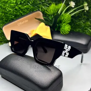 Original OFF-WHITE Sunglasses Available in Store