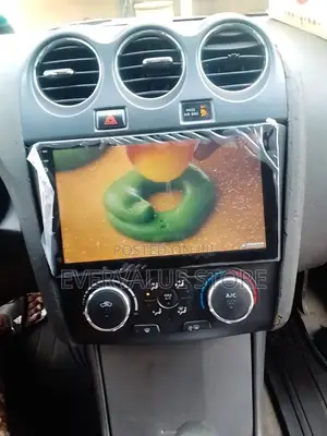 Nissan Altima Android Player + Reverse Camera