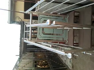 Stemless Hand Rail