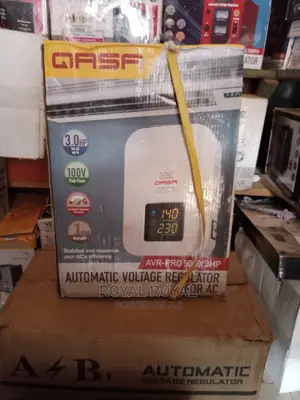 Best Quality Qasa Wall Stabilizer Avr-Pro 5000 for 3hp AC