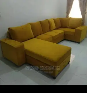 Luxury L-Shaped Living Room Fabric Made Sofa Chair.