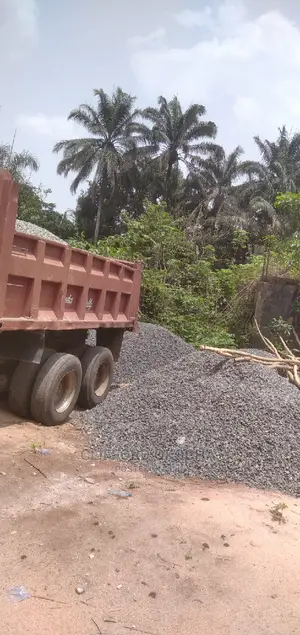 Chippings Granite (Black Stone)