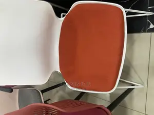 Armless Visitors Chair