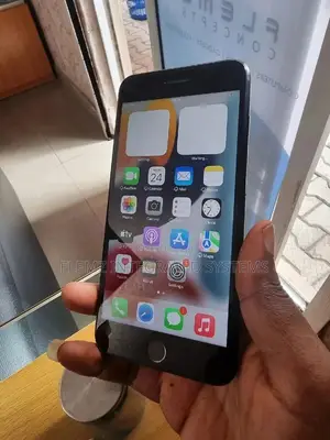 Apple iPhone 7 Plus 32 GB Black