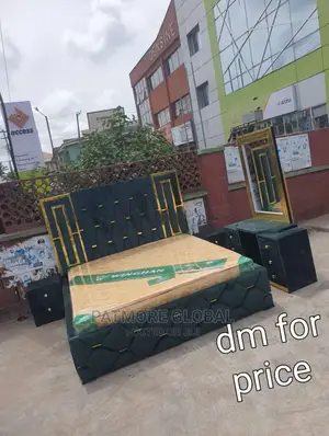 Luxury 6 X 6 High Back Rest Padded Bedframe.
