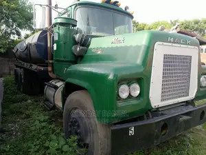 Mack Water Tanker Tokunbo