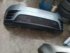 Range Rover Evoque Front Bumper 2020