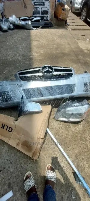 Mercedes-benz Glk 350 2010-2013 Front Bumper,Headlights