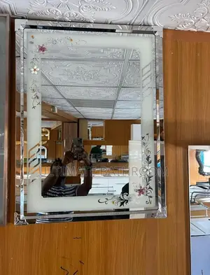 Frame Flowered Design Mirror