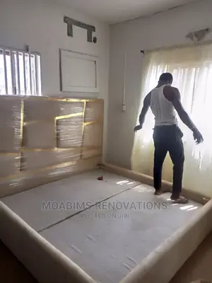 Royal High Board Bedframe