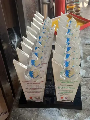 Acrylic Award J83