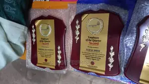 Wooden Award R5