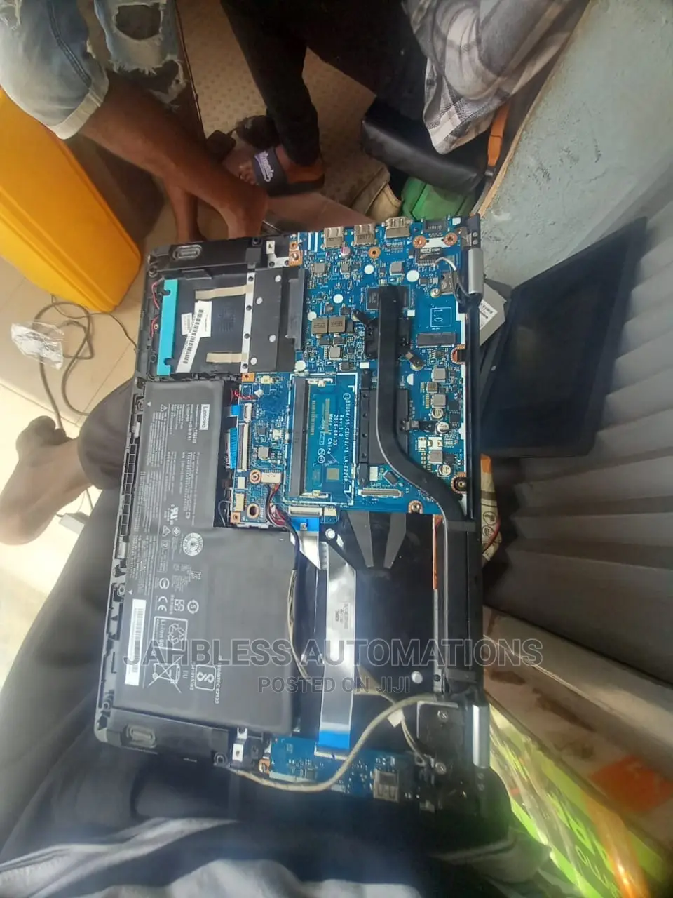 Laptop Engineer