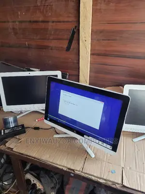 New Desktop Computer HP AiO 20 4GB Intel Core I3 HDD 1T