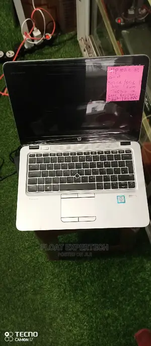 Laptop HP EliteBook 820 G3 8GB Intel Core I5 HDD+SSD 500GB