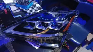 Headlamp For Lexus. Is 250 2018 Mode