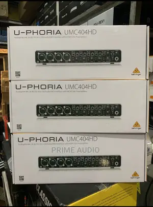 Behringer U-Phoria UMC404HD Soundcard
