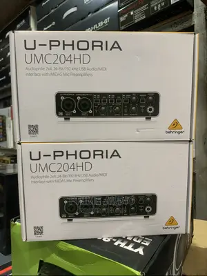 Behringer U-Phoria UMC204HD Soundcard