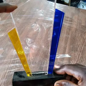 Acrylic Award Plaque B33