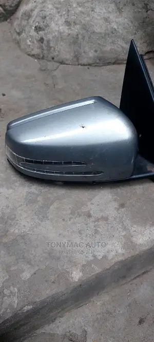 Mercedes-benz C300 Side Mirrors