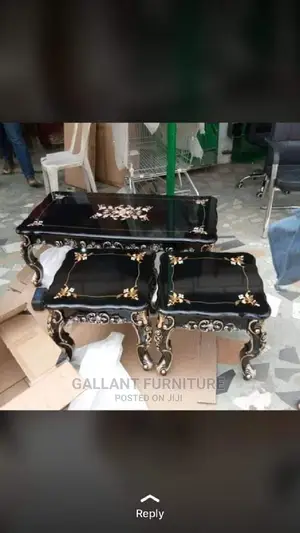 Quality Royal Center Table With Said Stools