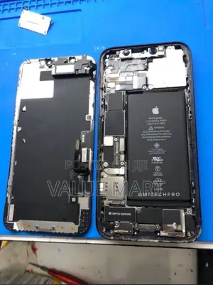 iPhone 12 Screen Replacement