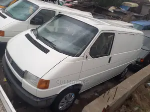 Volkswagen Transporter 2006 White