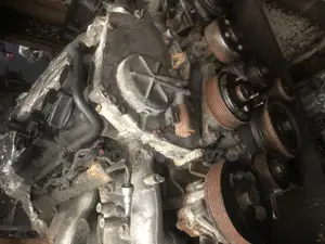 Nissan Urvan 2.5L Engine