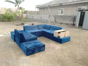 Luxury L-Shaped Living Room Fabric Made Sofa Chair.