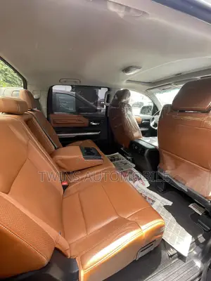 Toyota Tundra 2017 Brown