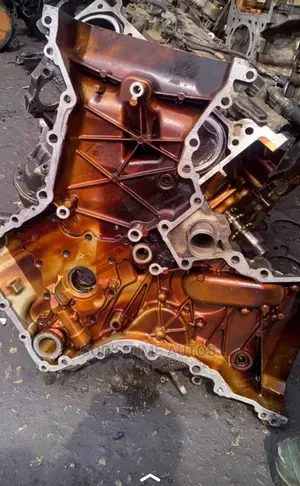Toyota Landcruiser 3UR Engine Oil Pump V8