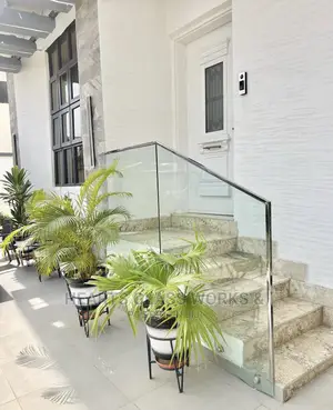 12mm Thickness Entrance Glass Rail.