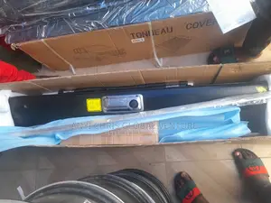 Toyota Hilux Booth Cover Slides Quality One