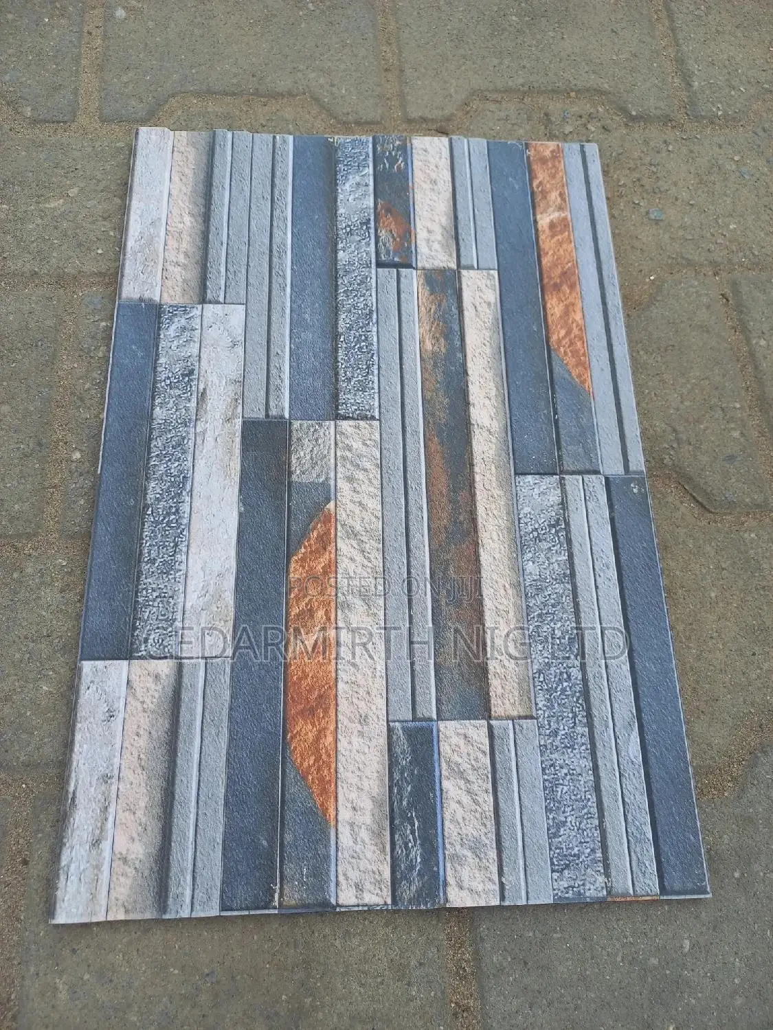 New Pillar Tile