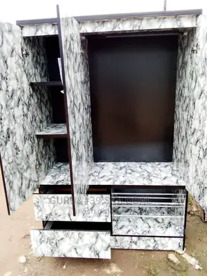 Brand New 3 Doors Top-Notch Wardobe